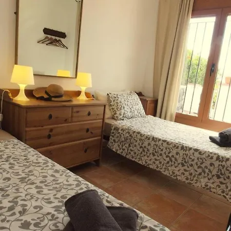 Villa Caules Sleeps 6 Pool Wifi Lloret de Mar